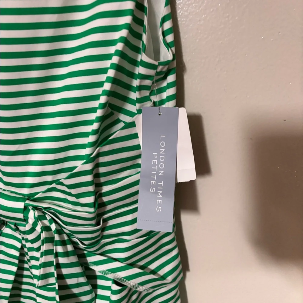 London Times Green and White Sleeveless Sundress